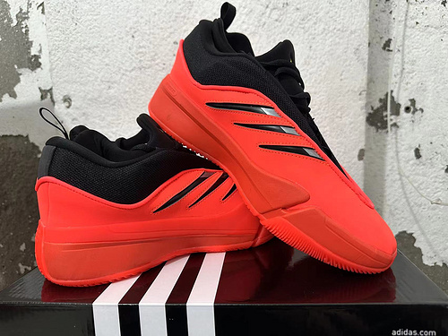 Lillard 9ª generación negro y rojo 39-46